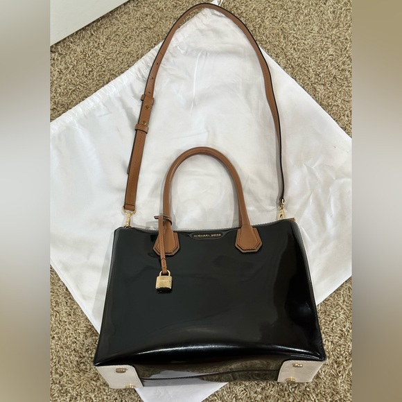 Michael Kors Medium Mercer Messenger Patent Leather Purse - Picture 6 of 16